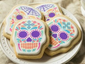 The Best Royal Icing Recipe Ever - Tabitha Hawkins